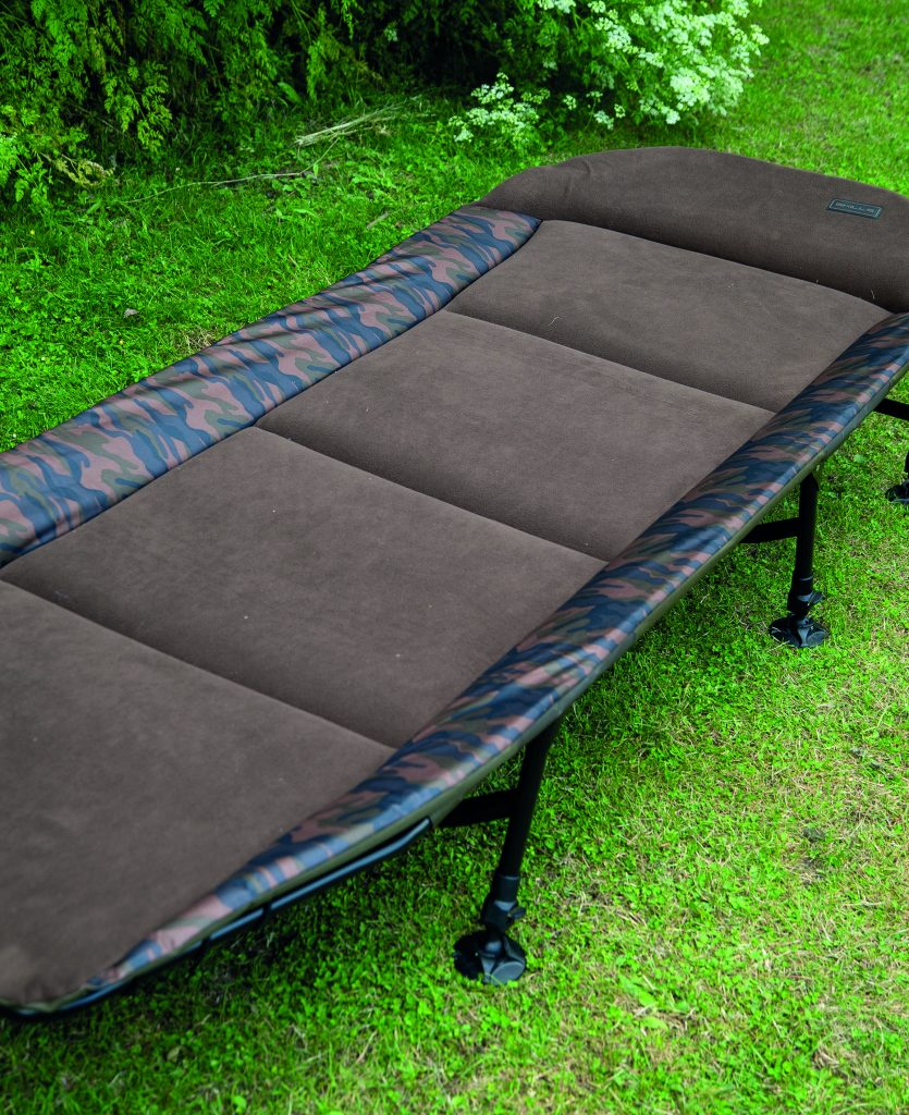 SKILLS CAMO BEDCHAIR